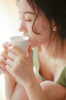 女子高生痴汉电车中出